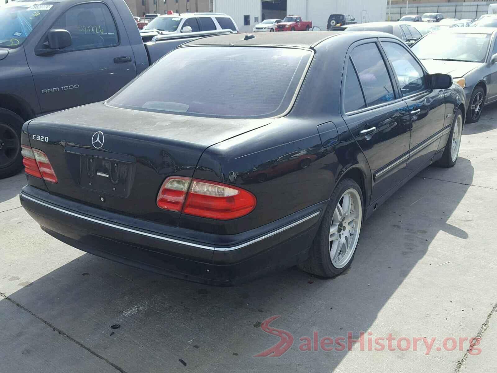 WDBJF65J1YB109072 2000 MERCEDES-BENZ E300