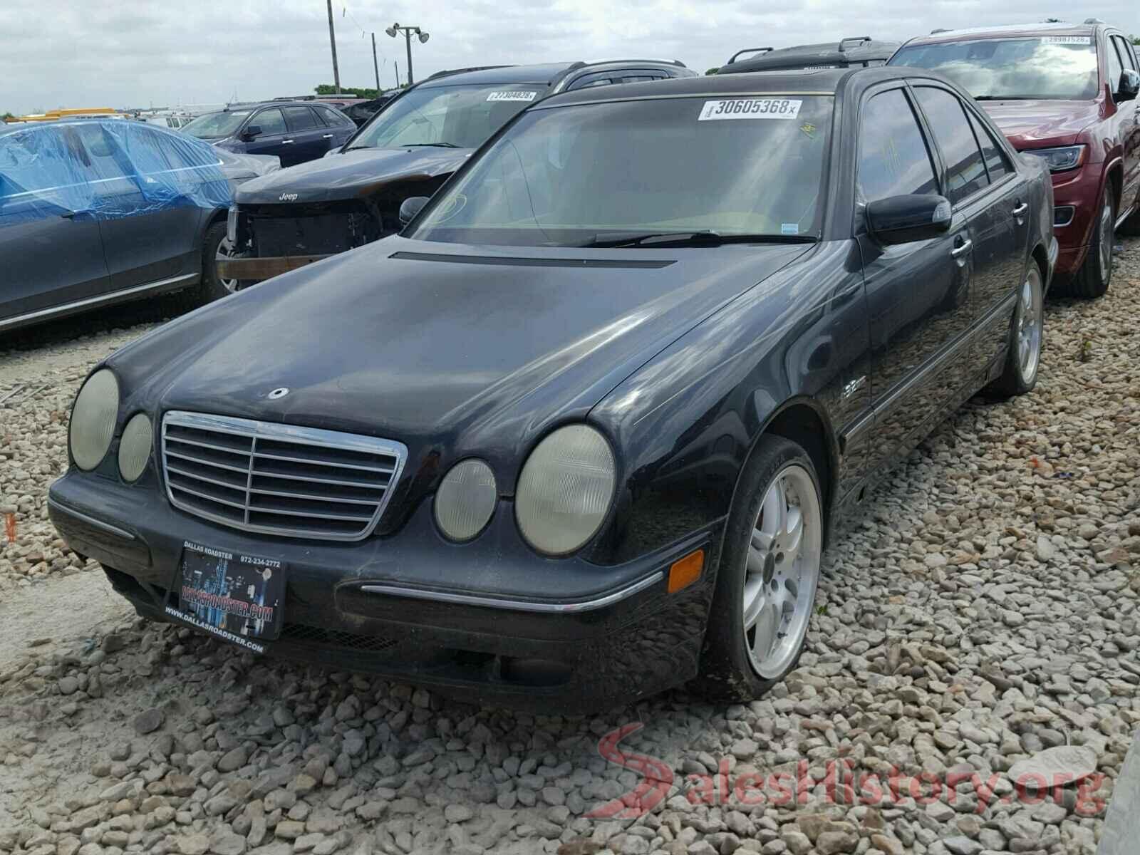 WDBJF65J1YB109072 2000 MERCEDES-BENZ E300