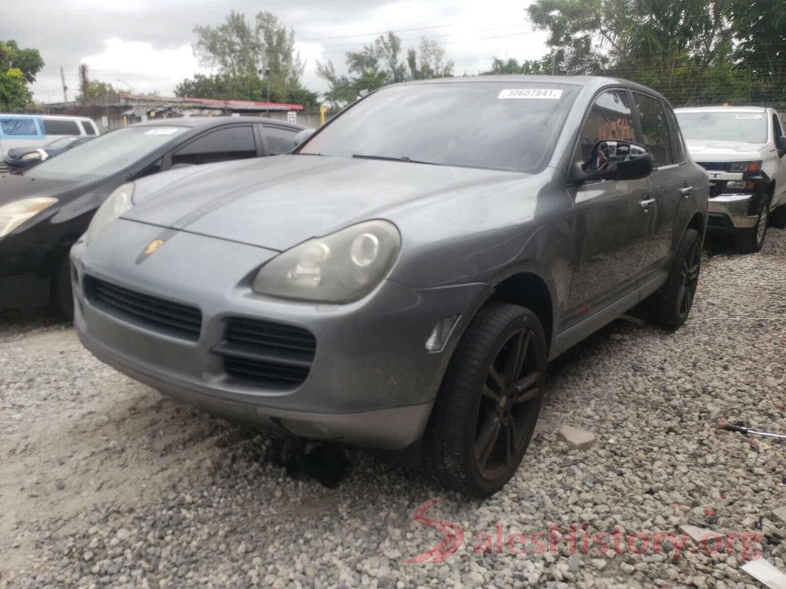 2T1BURHE9JC967053 2005 PORSCHE CAYENNE