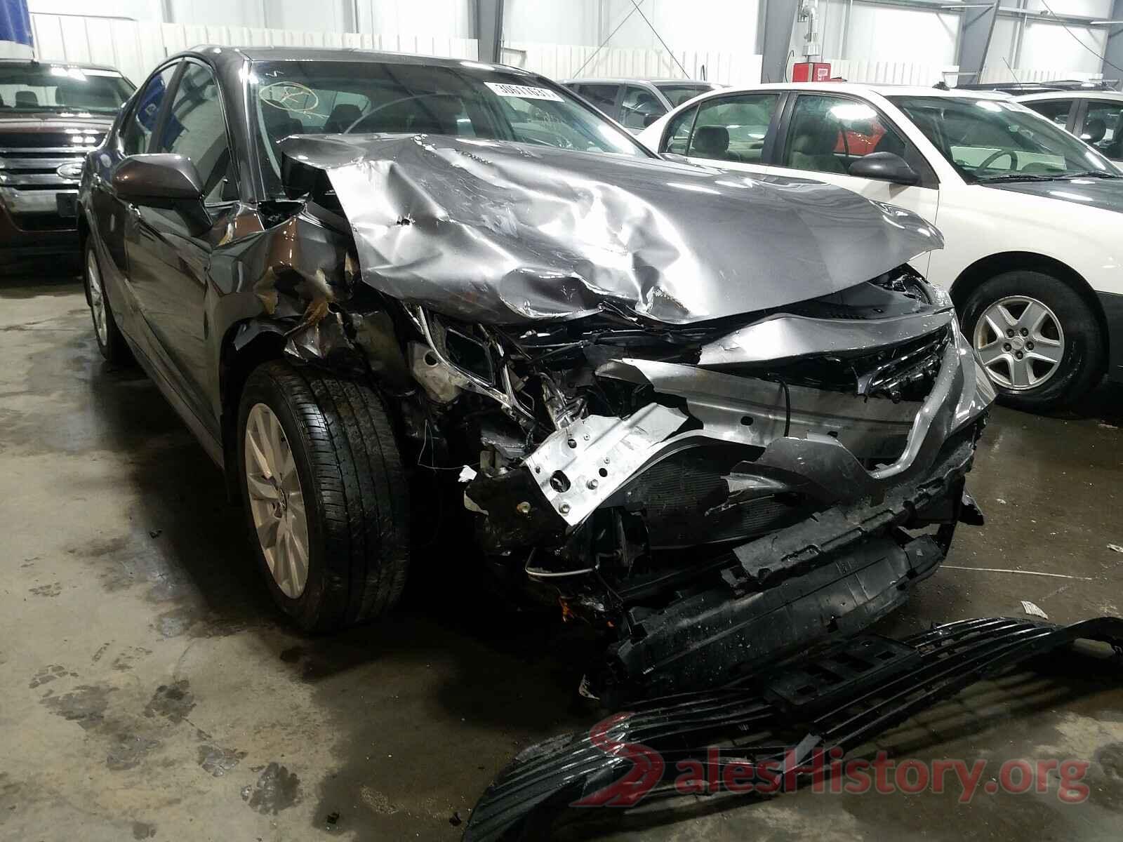 4T1B11HK1JU049764 2018 TOYOTA CAMRY