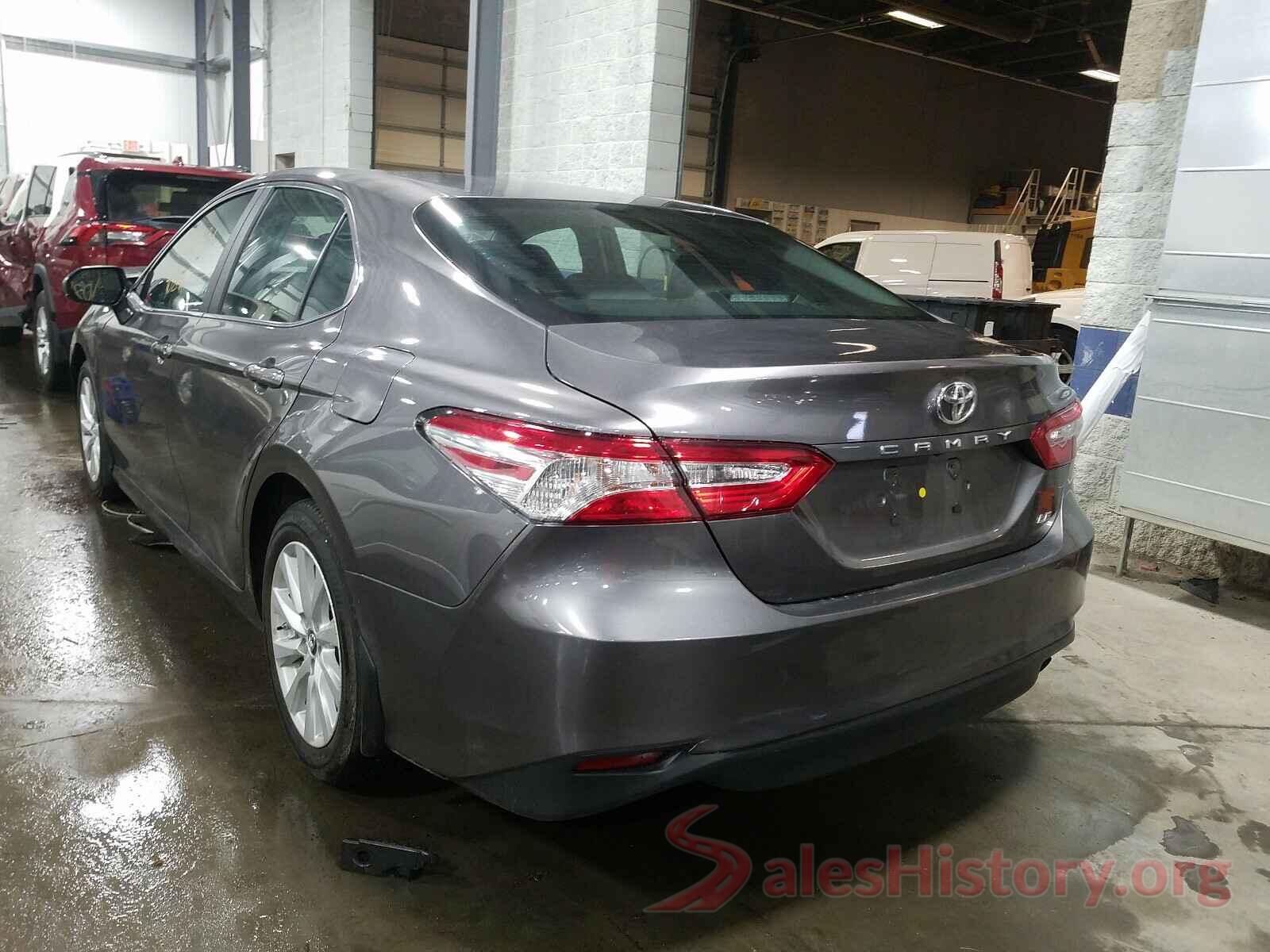 4T1B11HK1JU049764 2018 TOYOTA CAMRY