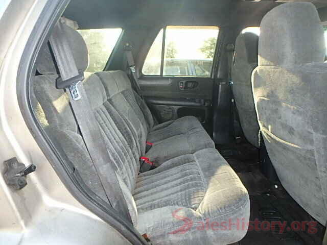 5NMZUDLB1HH050076 2000 CHEVROLET BLAZER