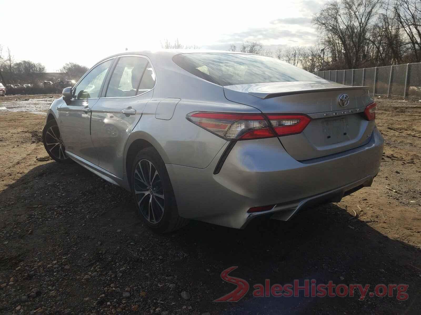 JTNB11HK5J3042273 2018 TOYOTA CAMRY