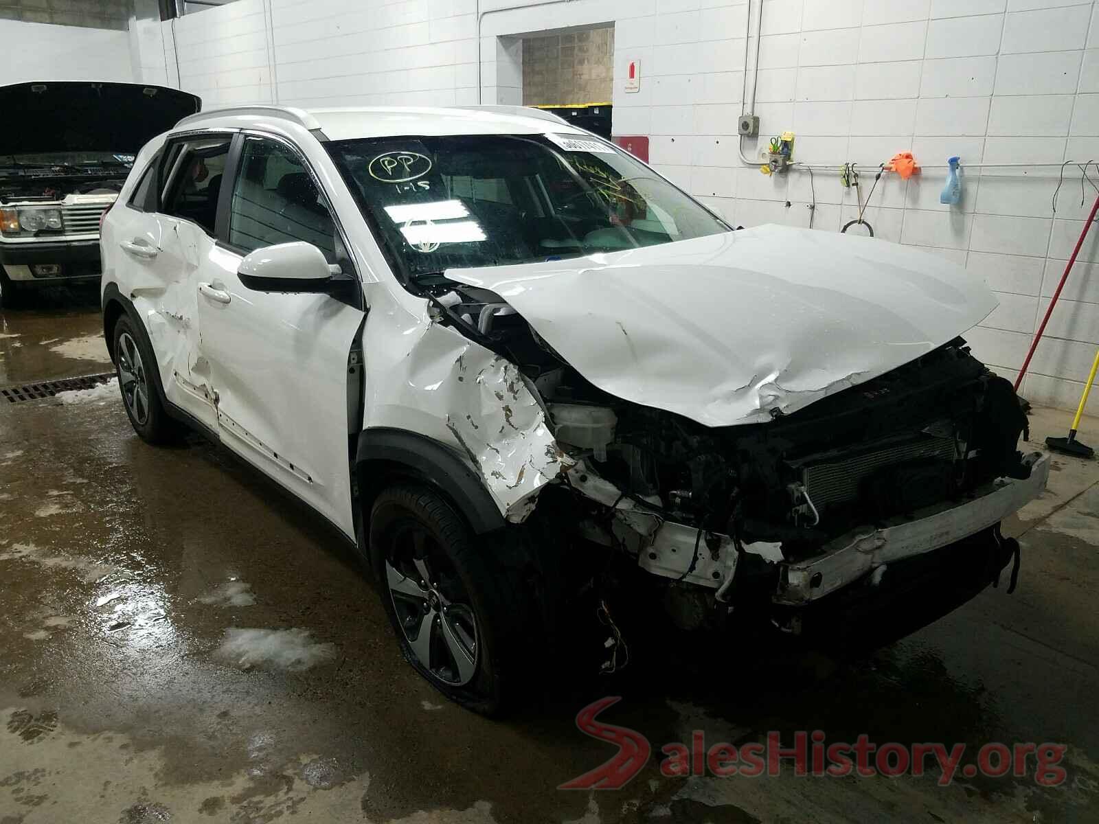 KNDCB3LC0H5052533 2017 KIA NIRO