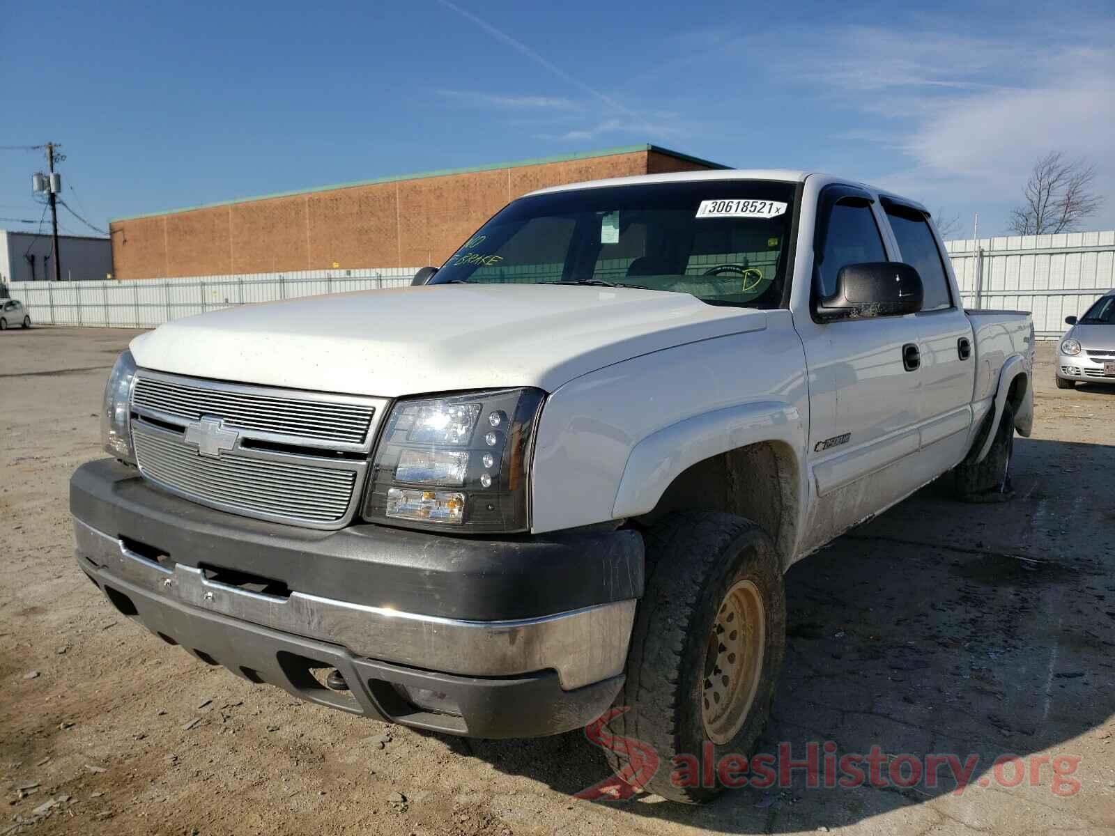 2HGFC4B0XJH306904 2005 CHEVROLET SILVERADO