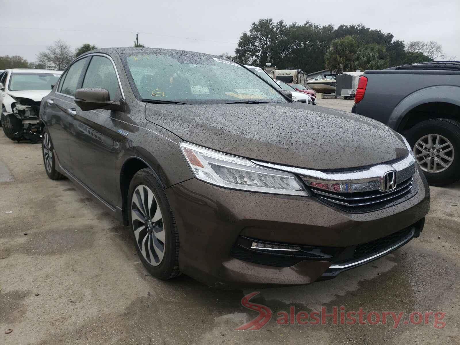 JHMCR6F78HC018863 2017 HONDA ACCORD