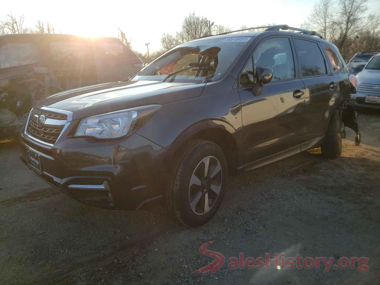 JF2SJAGC6JH570004 2018 SUBARU FORESTER