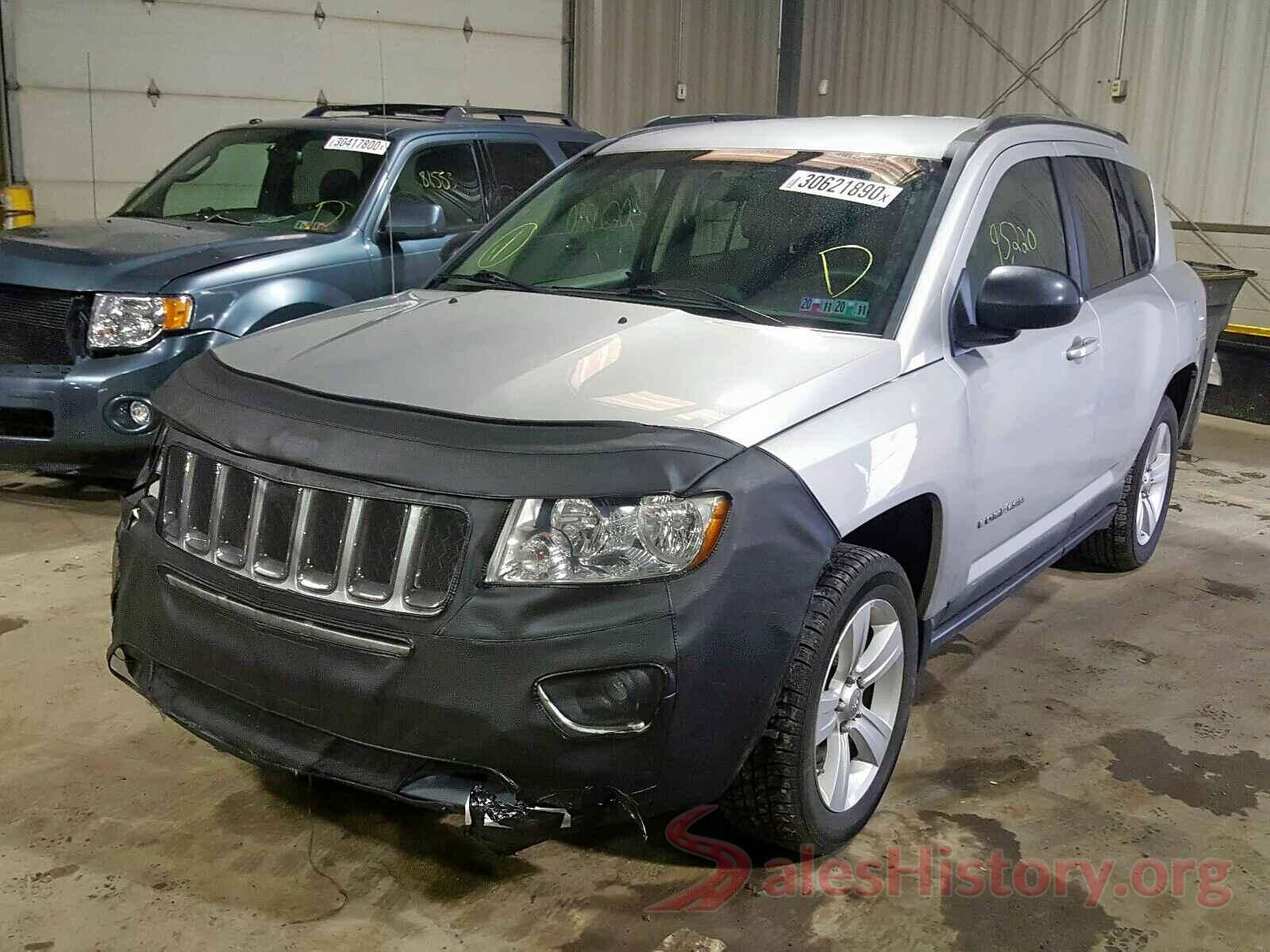 ZACNJBB10KPK07826 2011 JEEP COMPASS