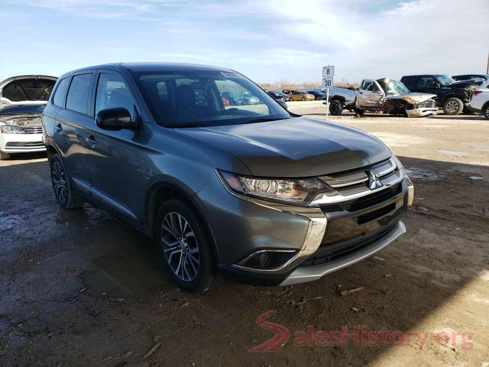 JA4AD2A3XHZ047793 2017 MITSUBISHI OUTLANDER