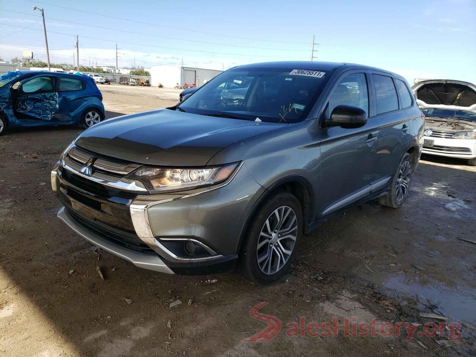 JA4AD2A3XHZ047793 2017 MITSUBISHI OUTLANDER