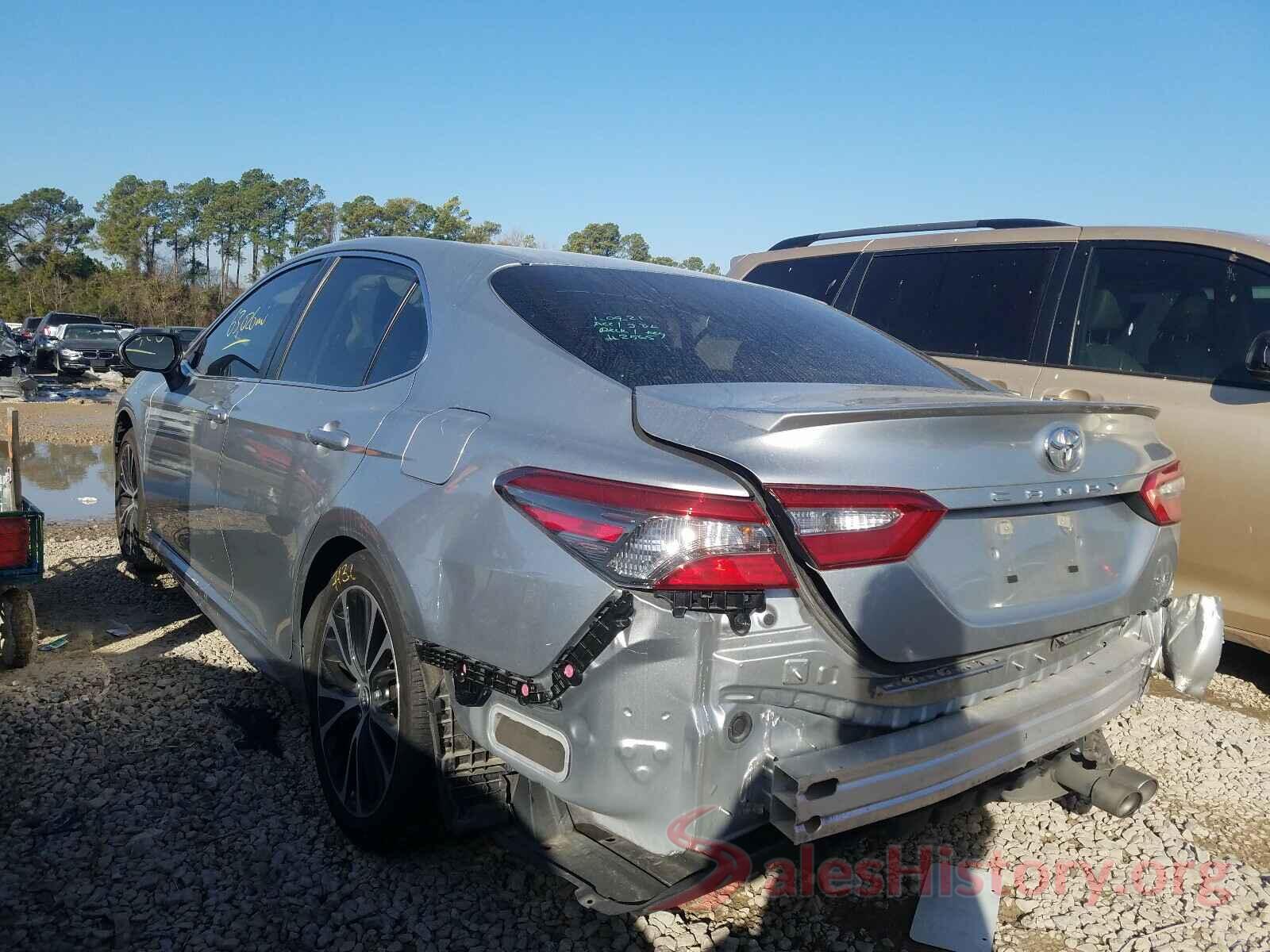 JTNB11HK7J3042565 2018 TOYOTA CAMRY