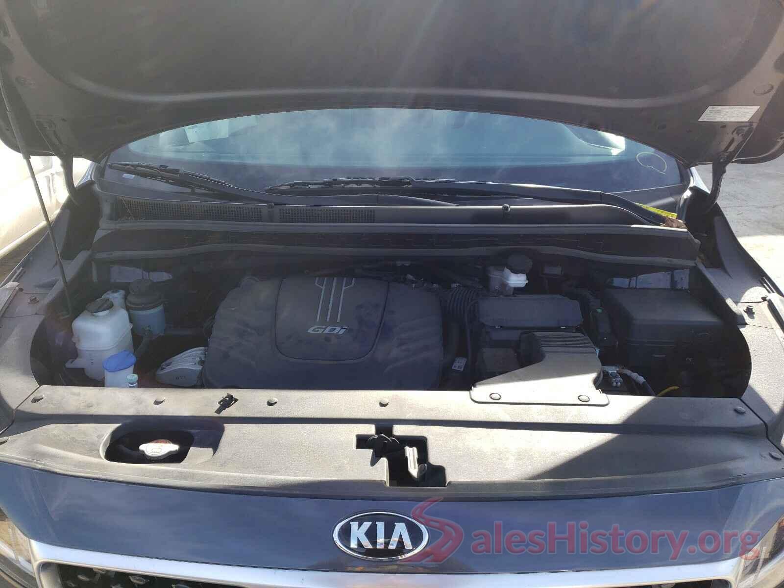 KNDMB5C17H6293532 2017 KIA SEDONA