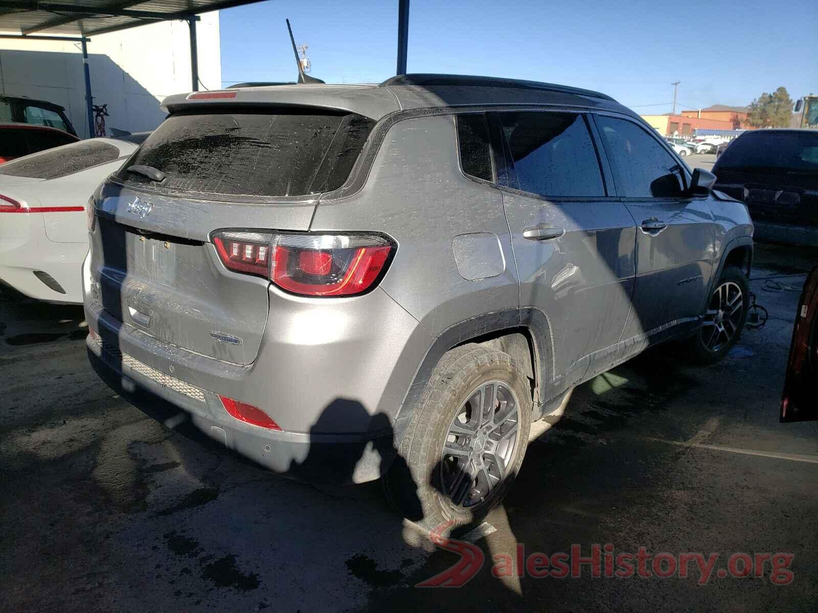 3C4NJDBB5HT693333 2017 JEEP COMPASS