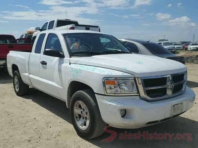 3N1AB7AP1HY228032 2011 DODGE DAKOTA