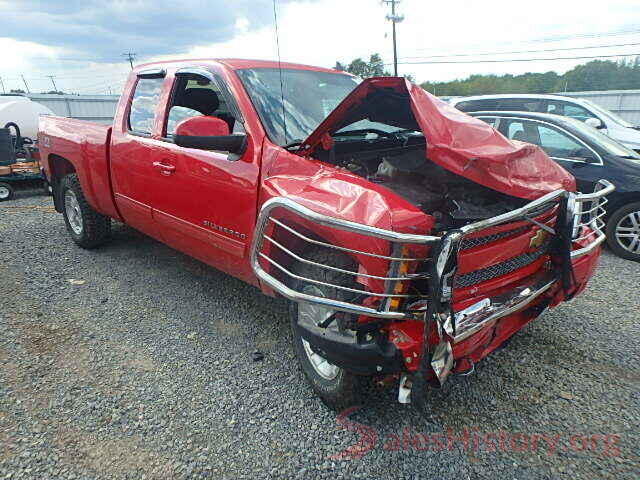 3N1CP5BV4ML472048 2011 CHEVROLET SILVERADO