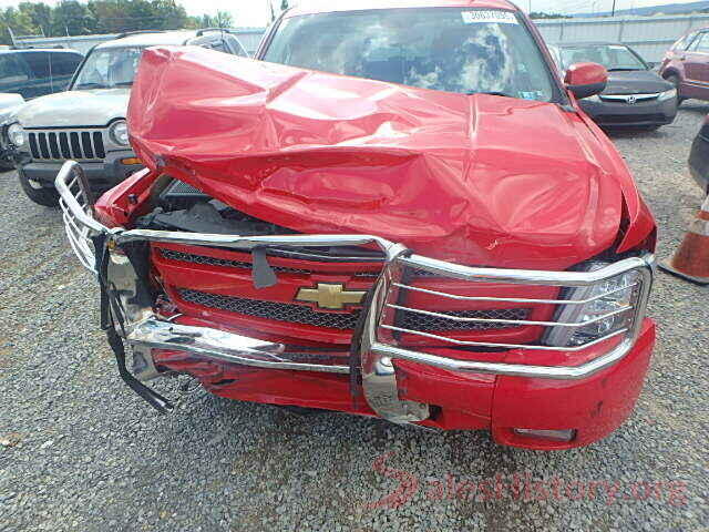 3N1CP5BV4ML472048 2011 CHEVROLET SILVERADO