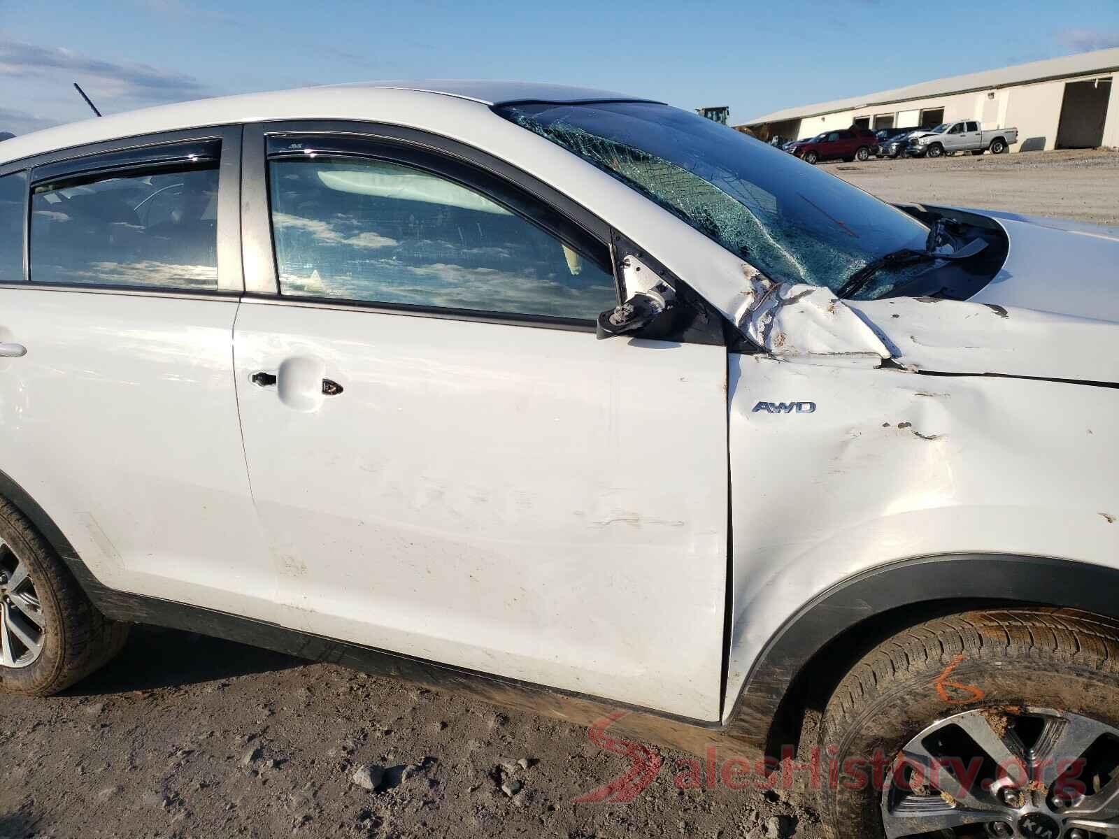 KNDPBCAC4G7856695 2016 KIA SPORTAGE