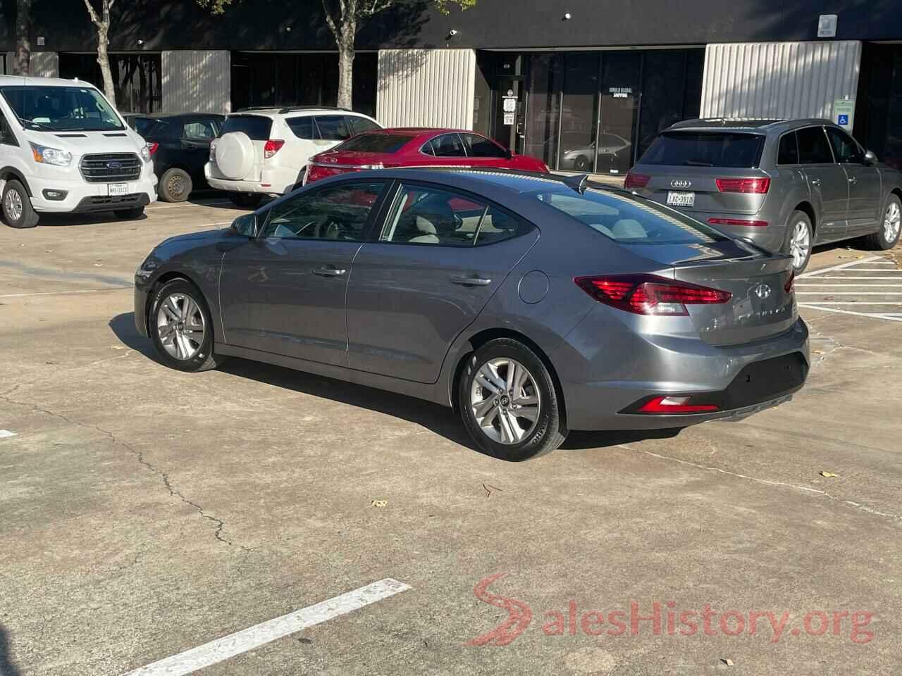 5NPD84LF8KH437199 2019 HYUNDAI ELANTRA