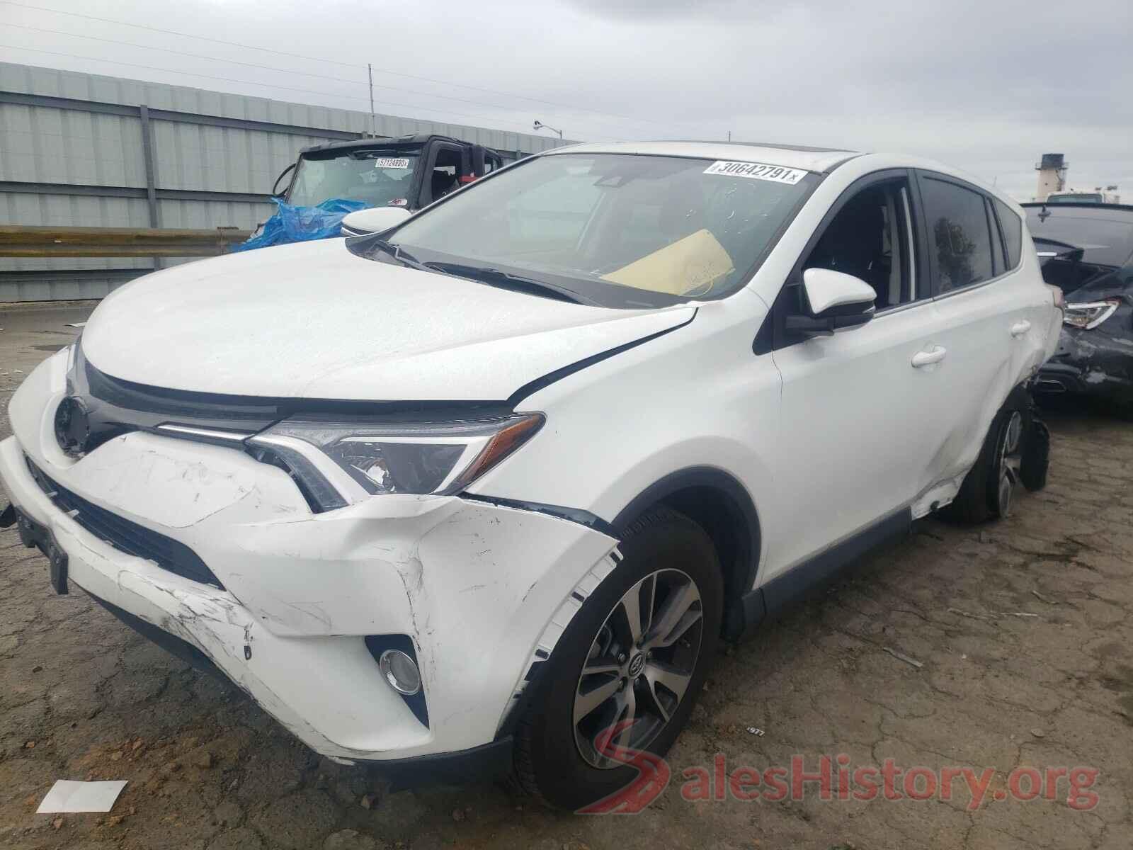 2T3WFREV3JW426585 2018 TOYOTA RAV4