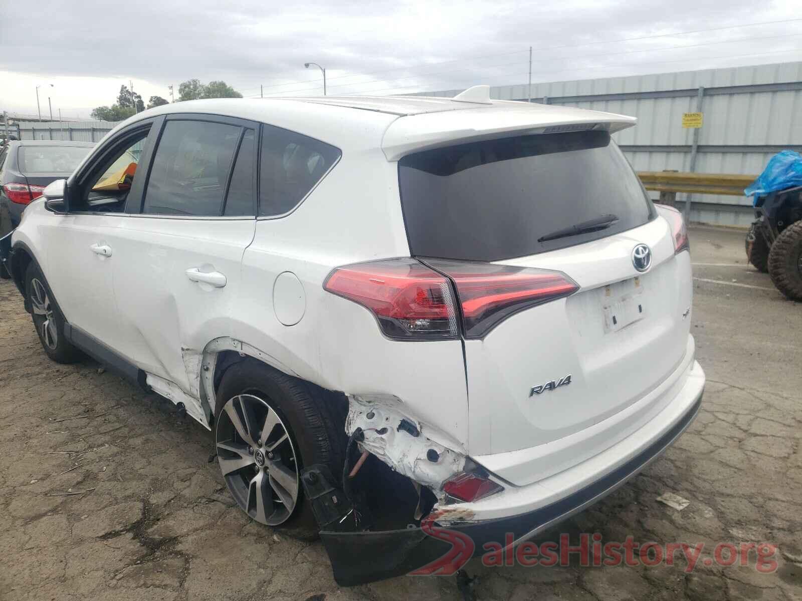 2T3WFREV3JW426585 2018 TOYOTA RAV4