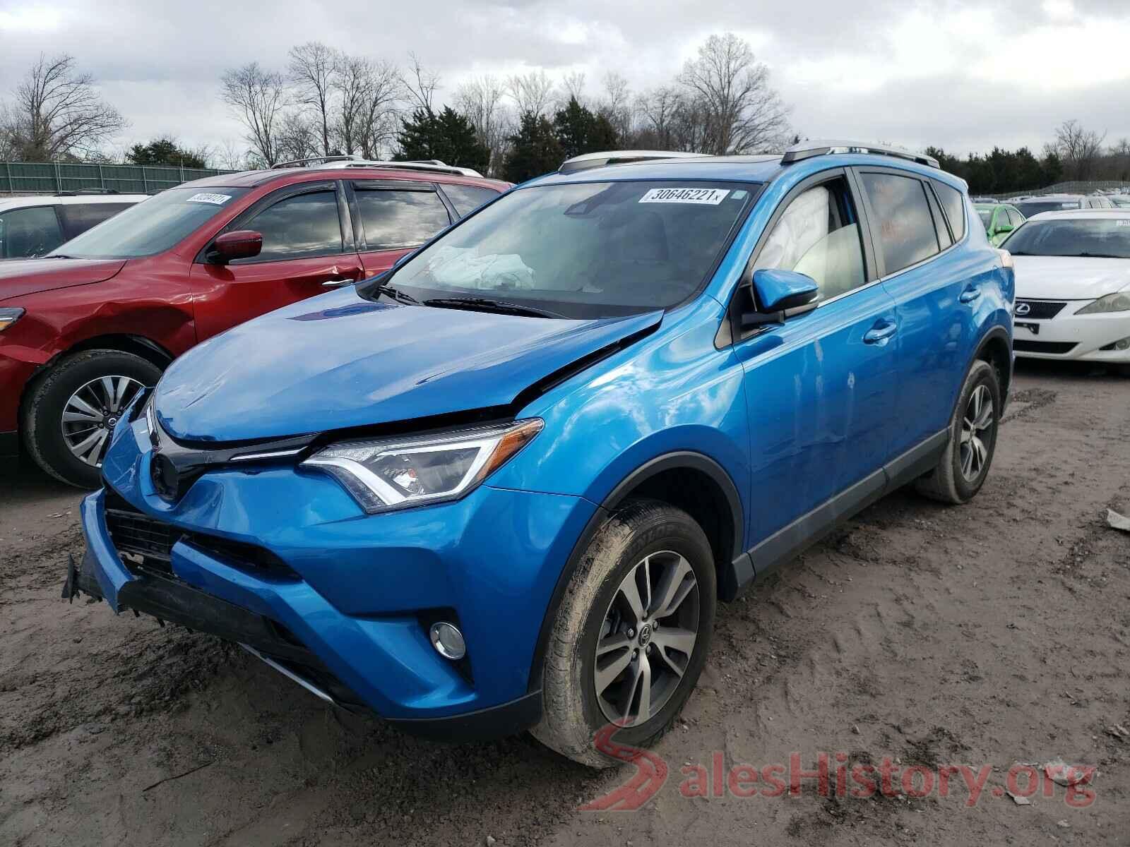 5TFRM5F13HX118572 2018 TOYOTA RAV4