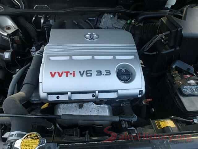 1V2WR2CA3MC587748 2004 TOYOTA HIGHLANDER