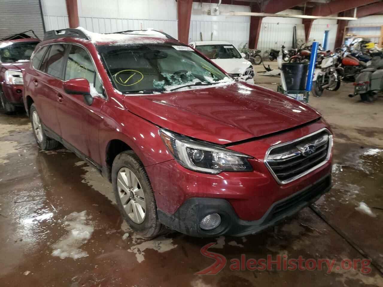 4S4BSADC5J3215821 2018 SUBARU OUTBACK