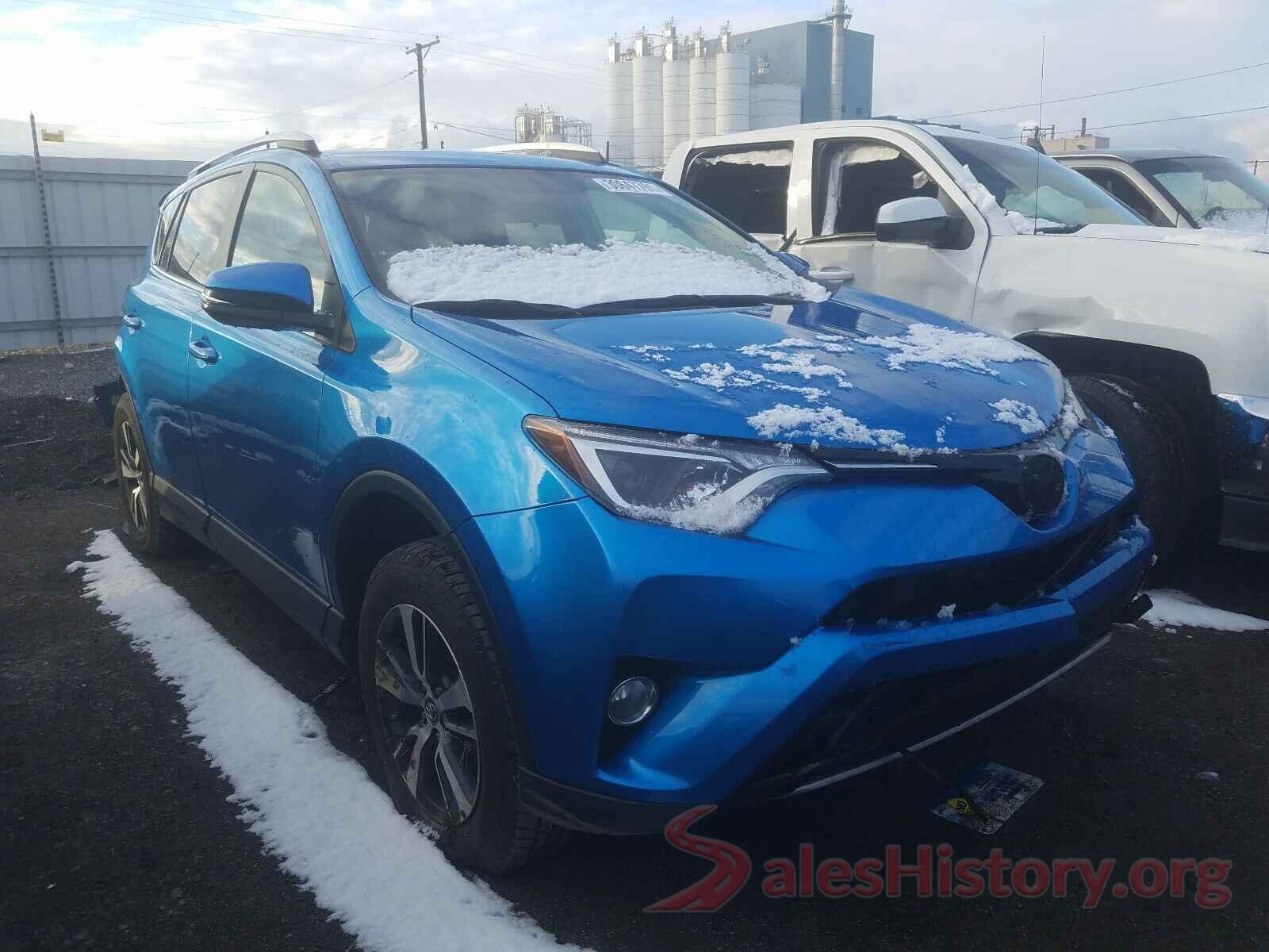 2T3RFREV1GW450079 2016 TOYOTA RAV4