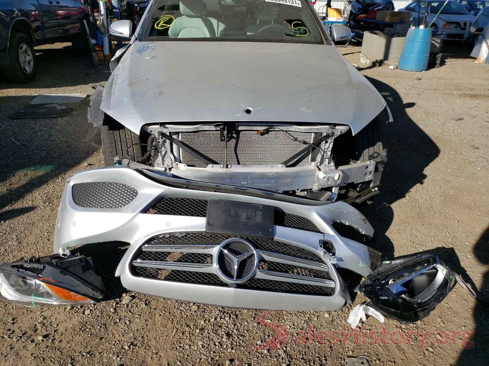 55SWF4JB0JU262585 2018 MERCEDES-BENZ C CLASS