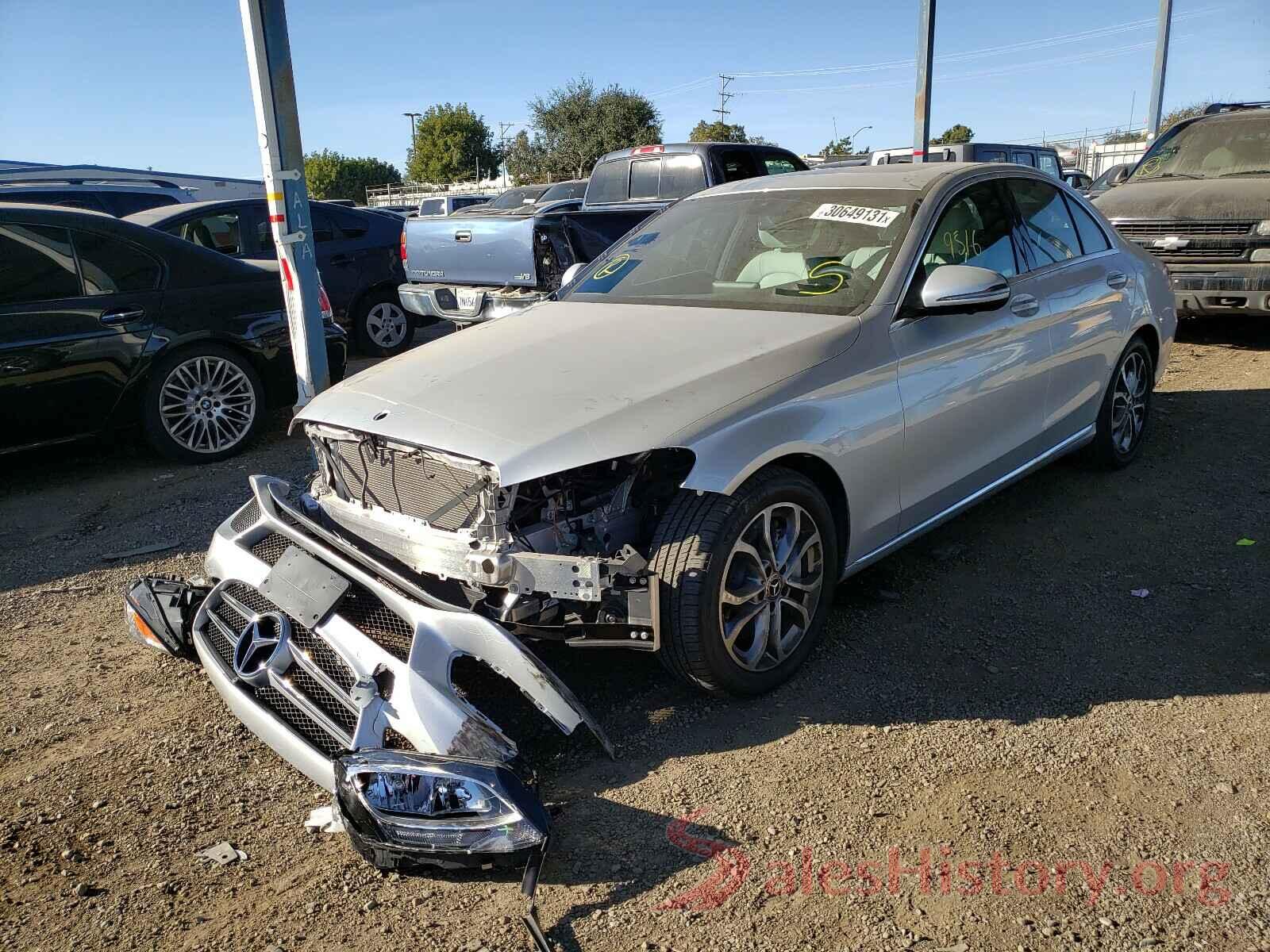 55SWF4JB0JU262585 2018 MERCEDES-BENZ C CLASS