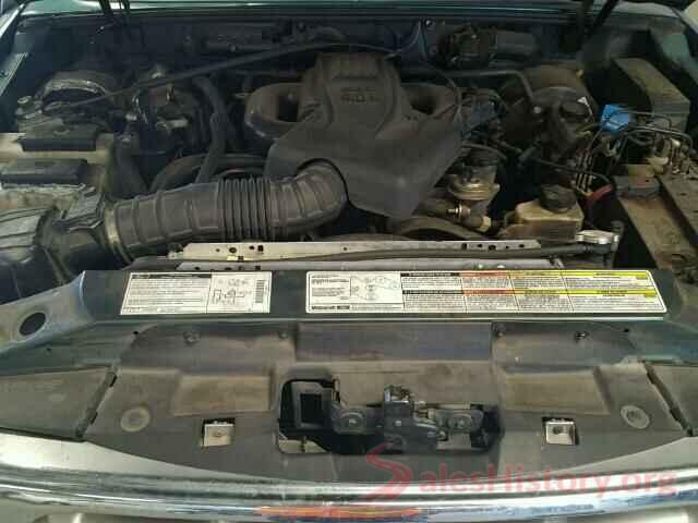 1HGCR2F37HA002044 1999 FORD EXPLORER