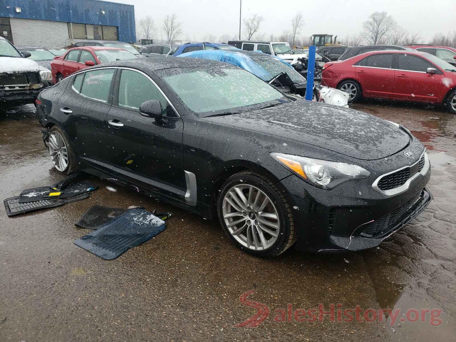 KNAE15LA0J6020183 2018 KIA STINGER