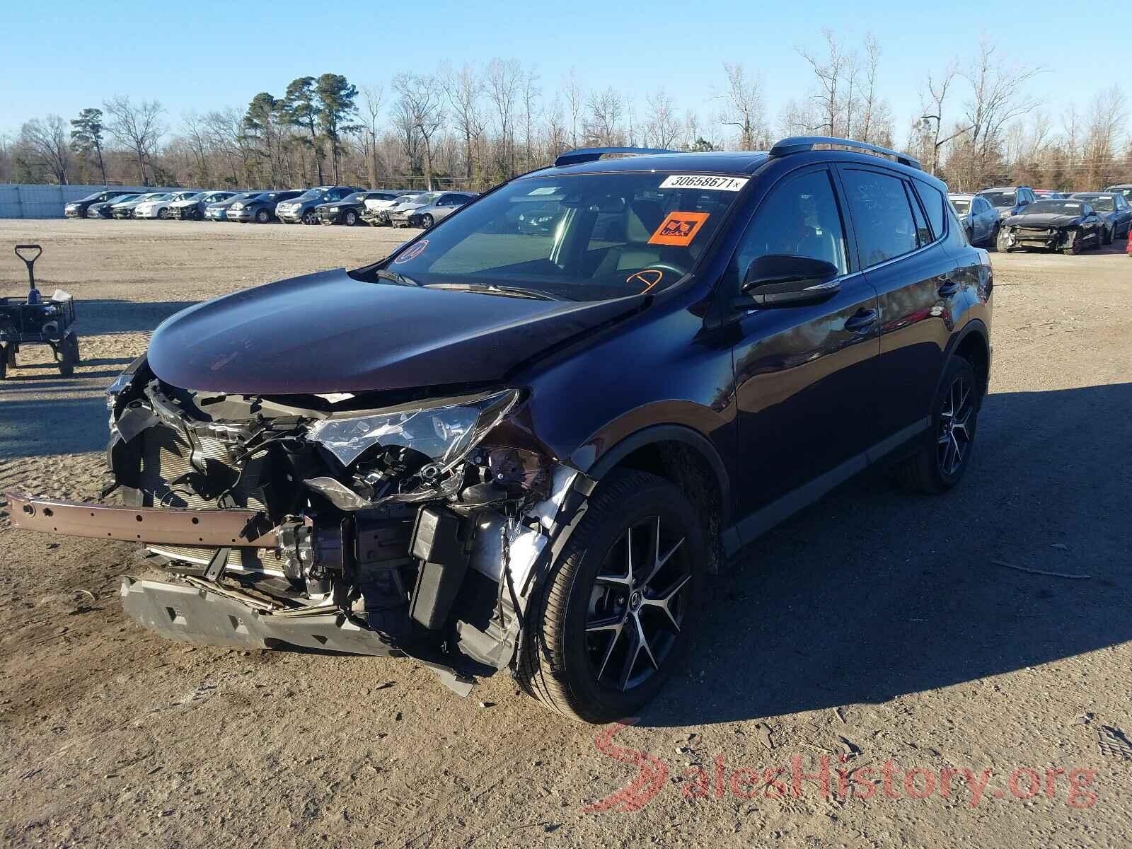 2T3NFREV1JW434812 2018 TOYOTA RAV4