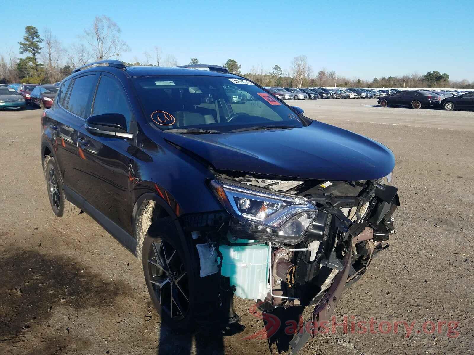 2T3NFREV1JW434812 2018 TOYOTA RAV4