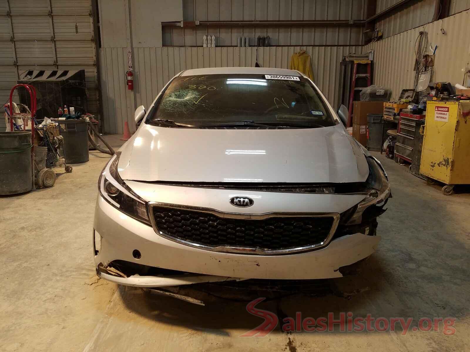 1V2BP2CA7MC571606 2018 KIA FORTE