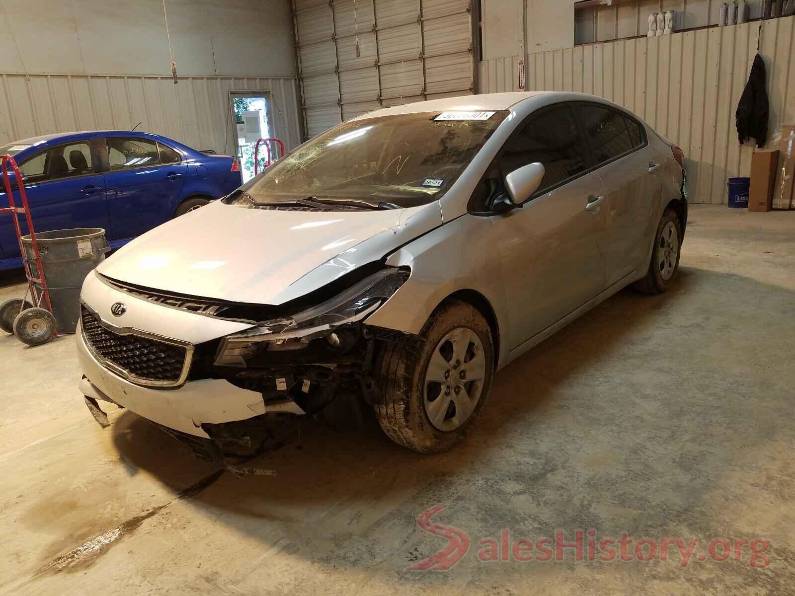 1V2BP2CA7MC571606 2018 KIA FORTE