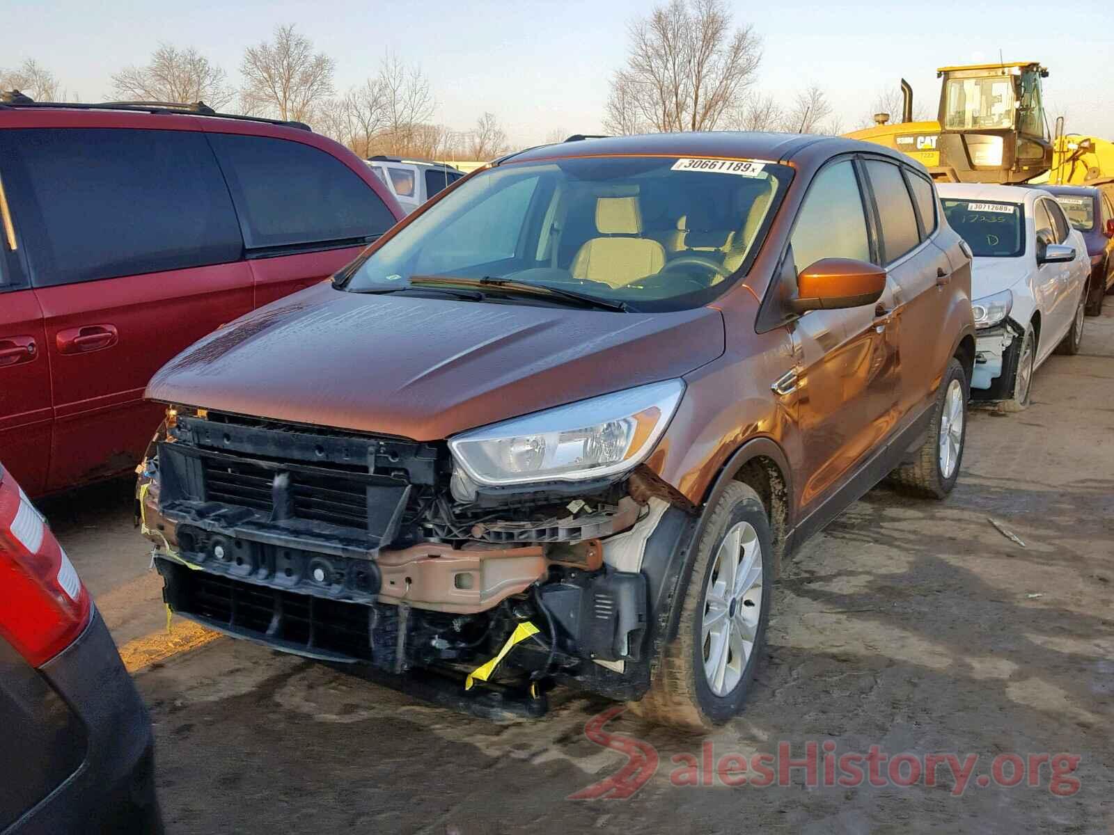 1VWDT7A31HC081821 2017 FORD ESCAPE SE