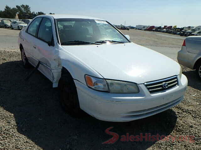 4T1B11HK7JU569807 2001 TOYOTA CAMRY