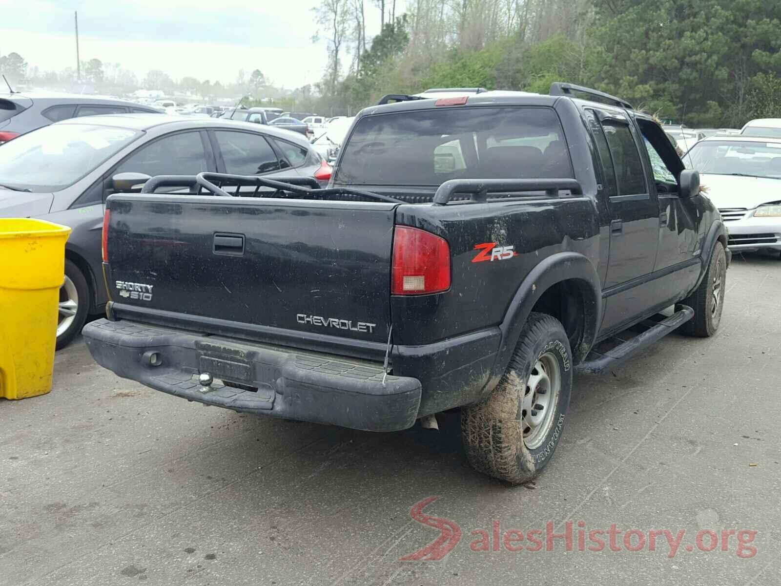 2HKRW6H35JH229267 2003 CHEVROLET S10