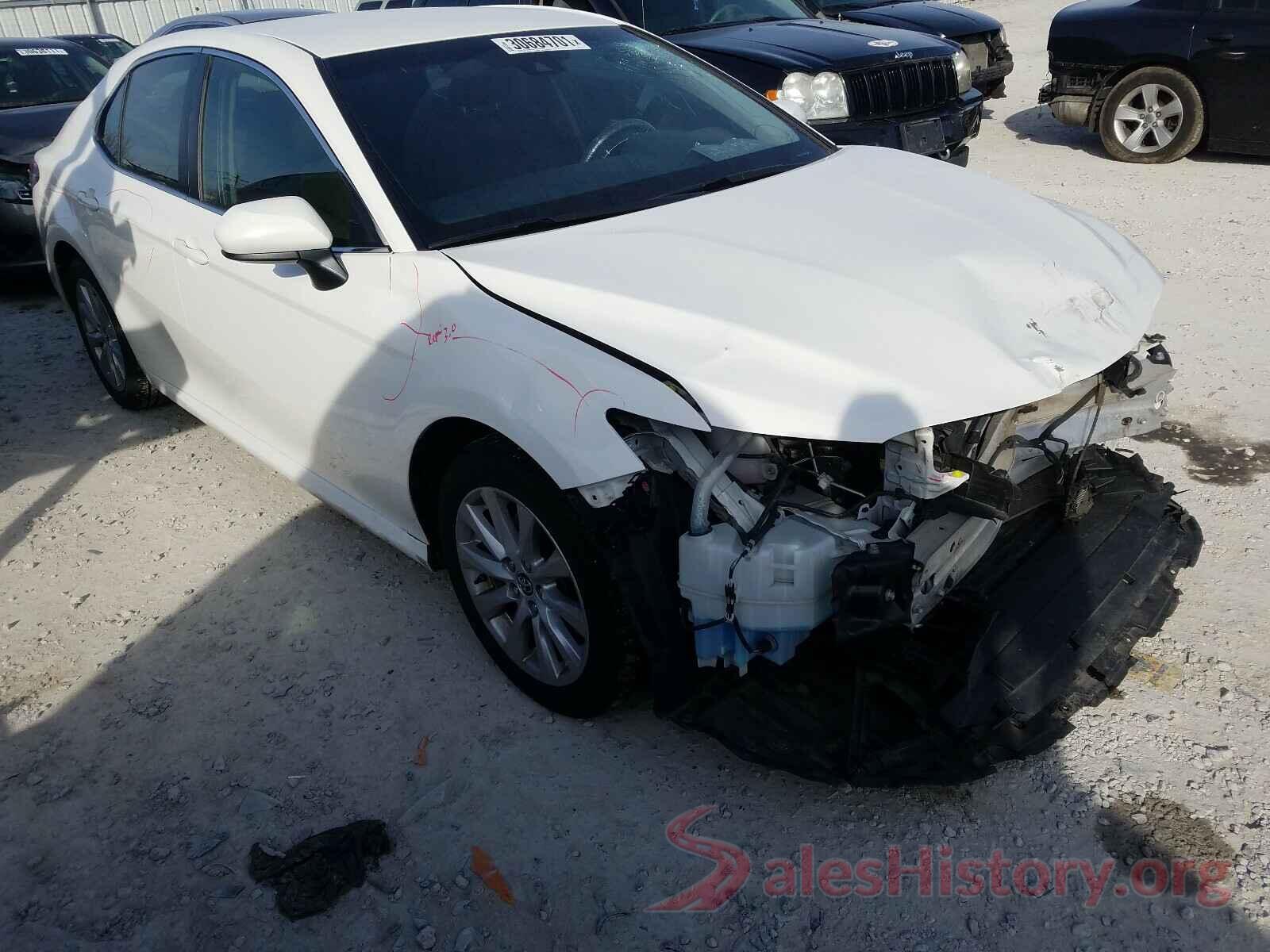 JTNB11HK6J3011355 2018 TOYOTA CAMRY