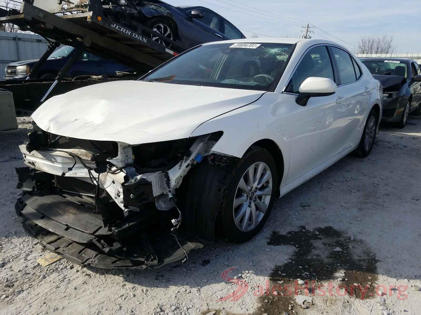 JTNB11HK6J3011355 2018 TOYOTA CAMRY