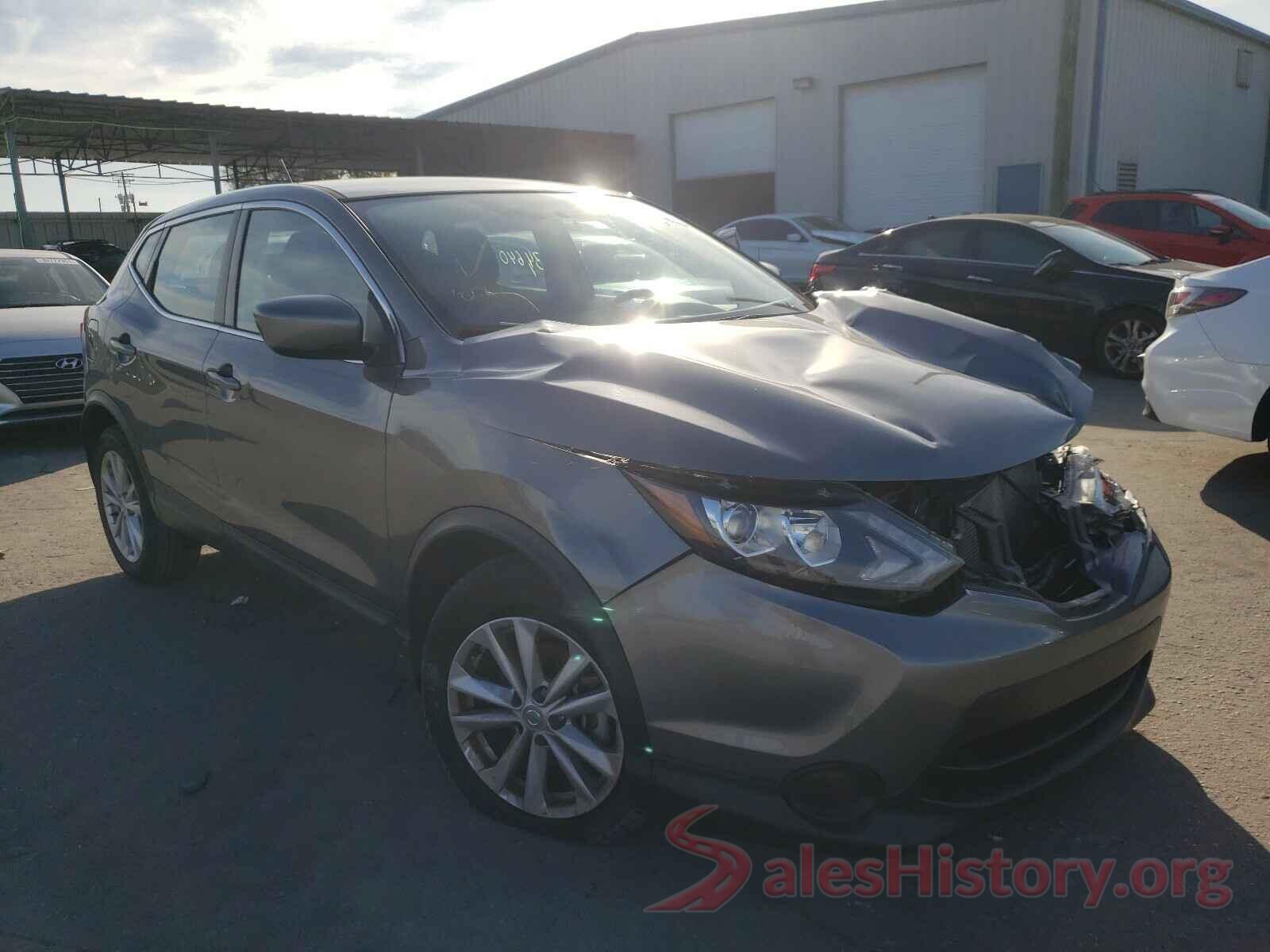 JN1BJ1CPXHW036665 2017 NISSAN ROGUE