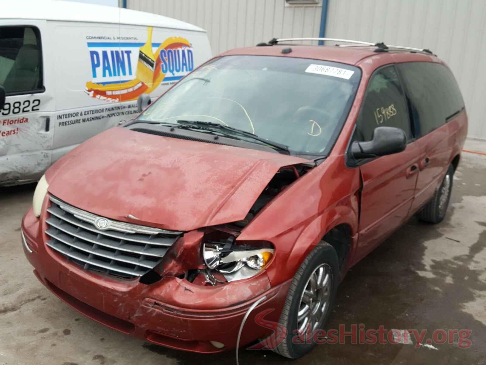 5XXGT4L32KG330548 2005 CHRYSLER MINIVAN