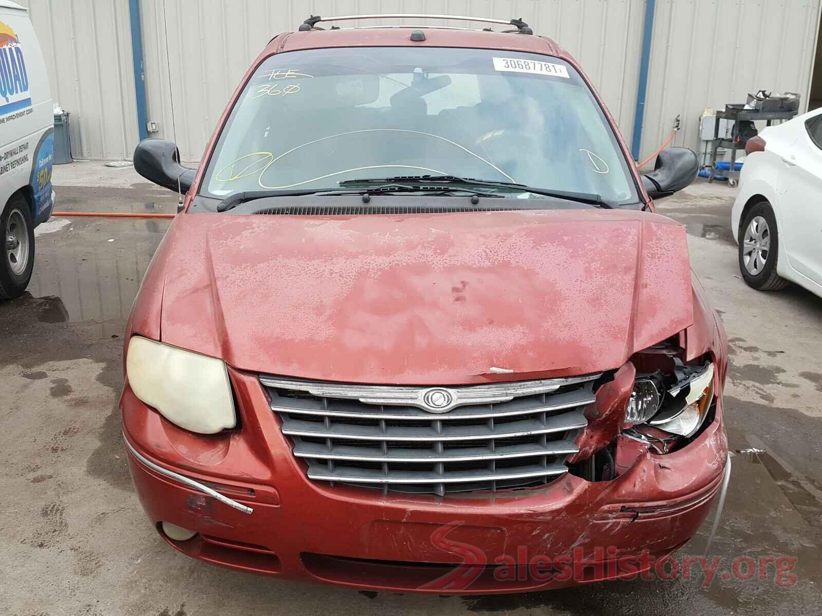 5XXGT4L32KG330548 2005 CHRYSLER MINIVAN