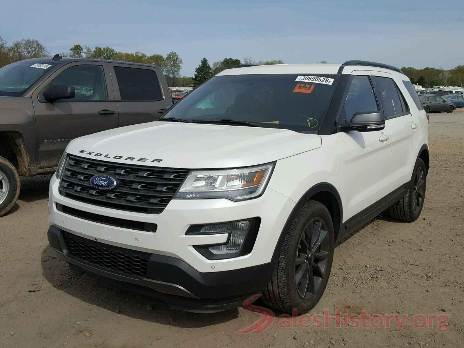 JA4AR3AW9JU001585 2017 FORD EXPLORER