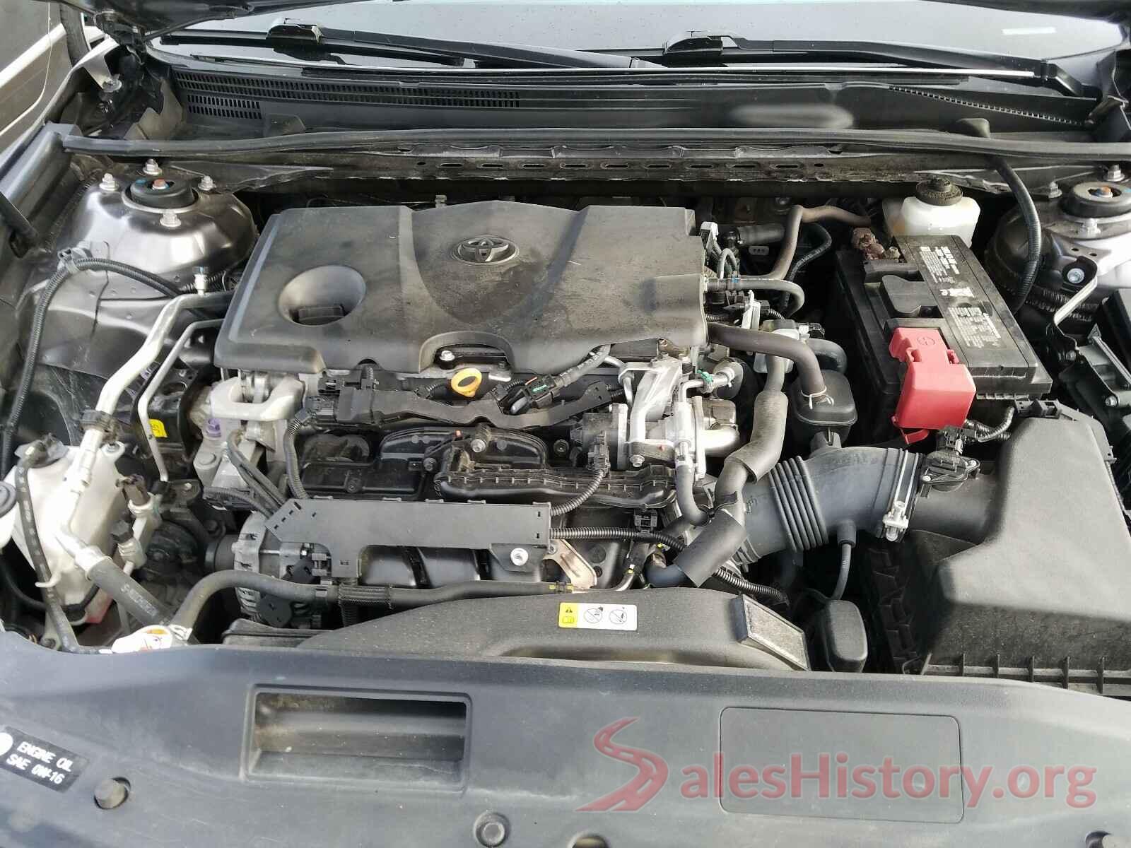 4T1B11HK9JU058132 2018 TOYOTA CAMRY