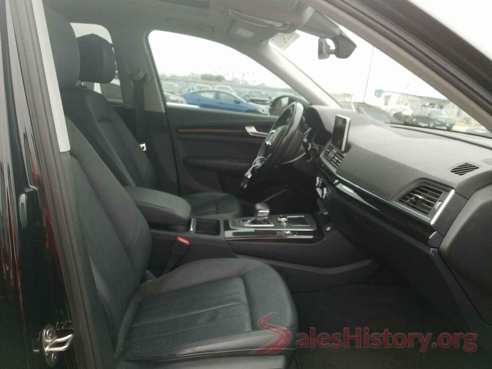 WA1ANAFY1J2213323 2018 AUDI Q5