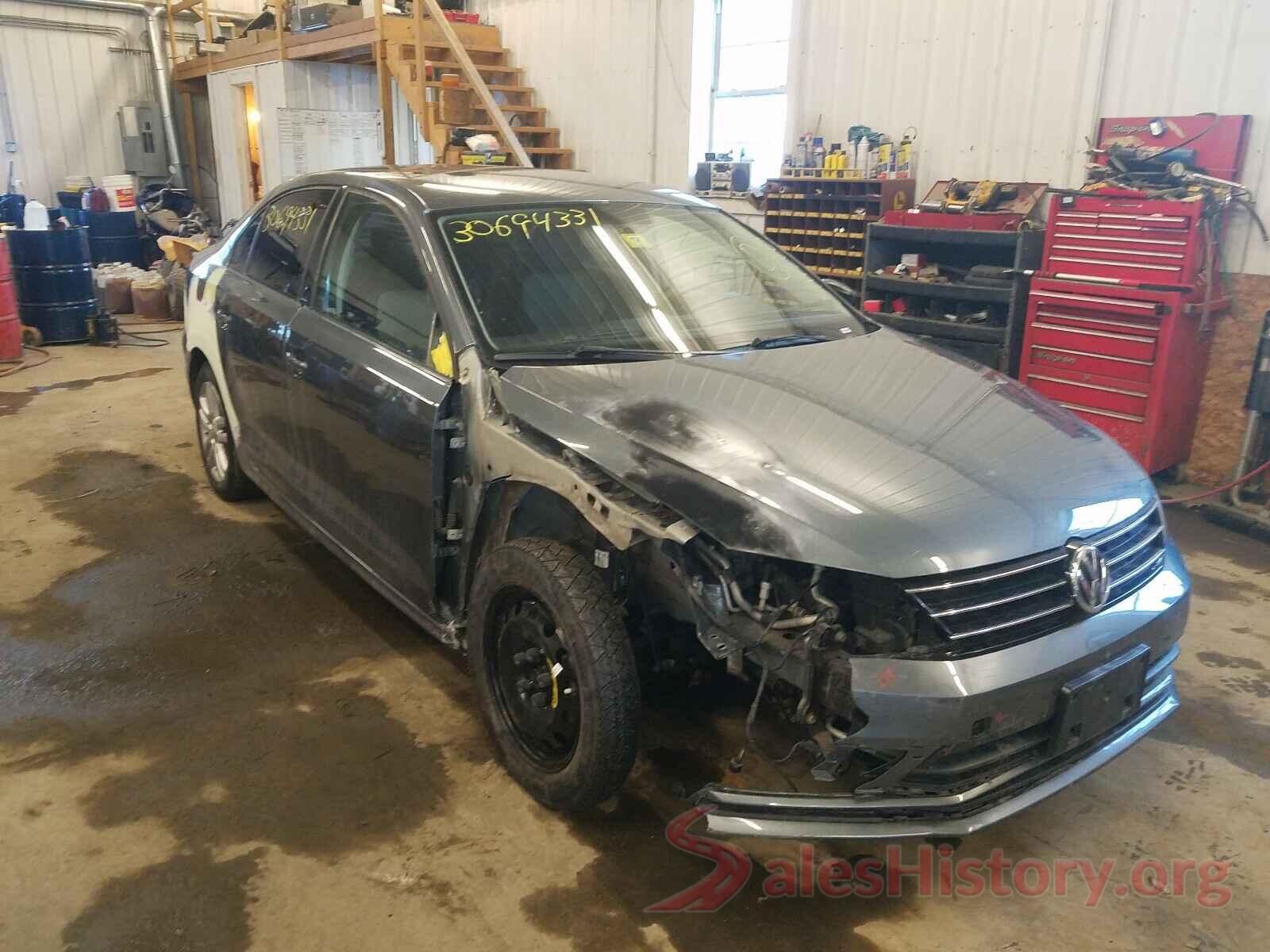 3VW2B7AJ3HM205546 2017 VOLKSWAGEN JETTA