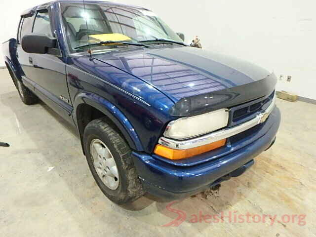 1FMCU0J90HUF08435 2004 CHEVROLET S10