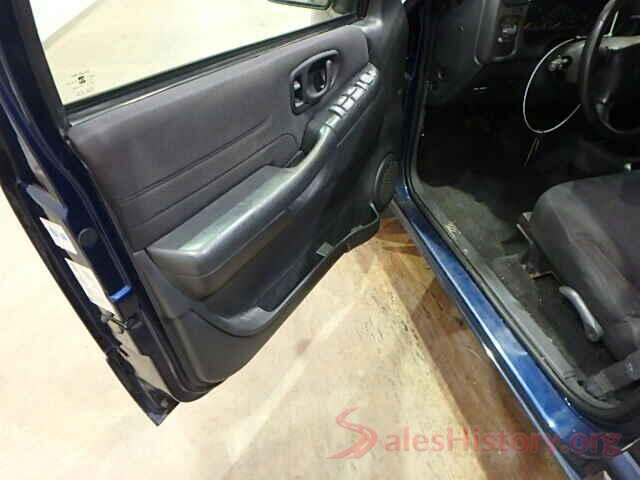 1FMCU0J90HUF08435 2004 CHEVROLET S10